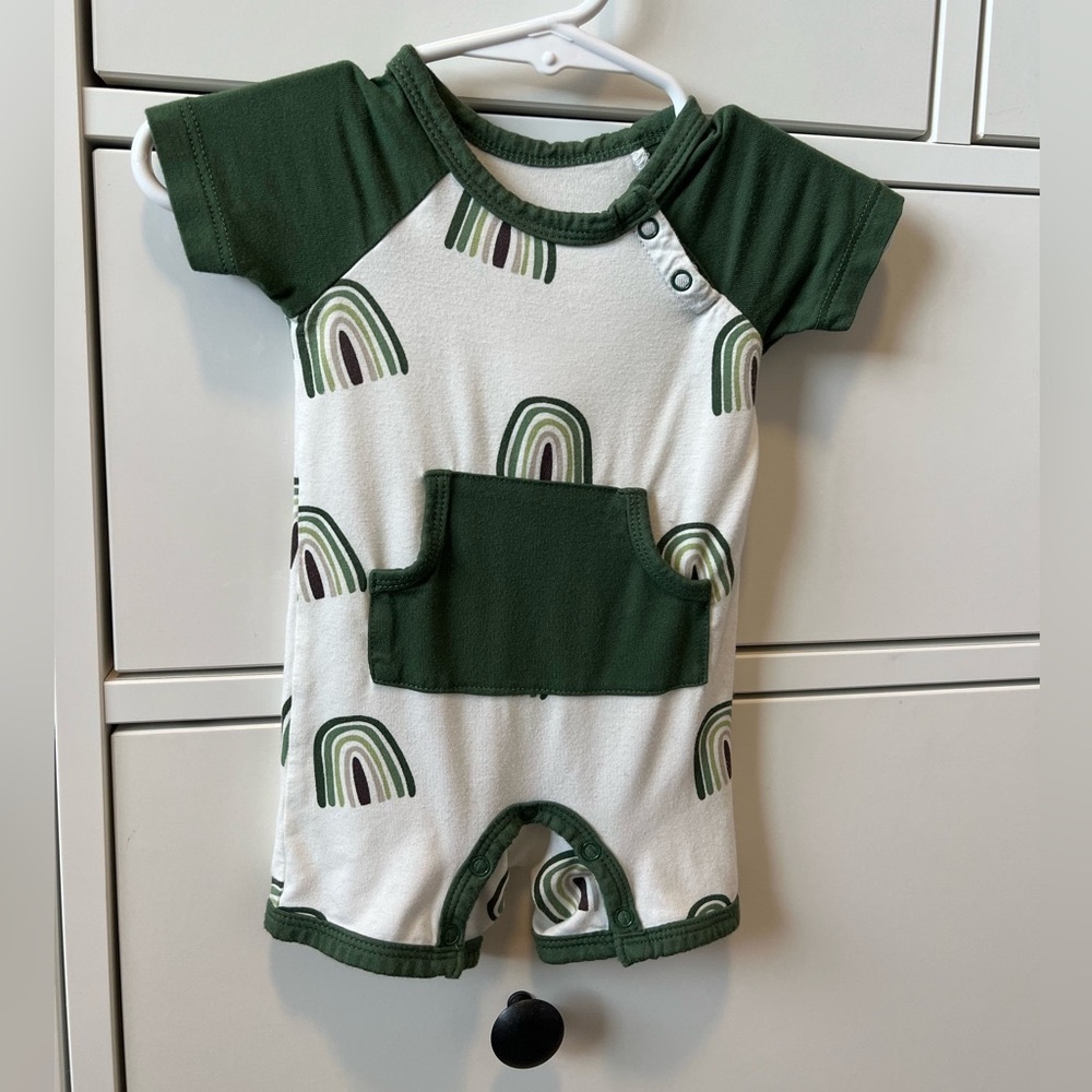 Kyte baby hunter rainbow shortall